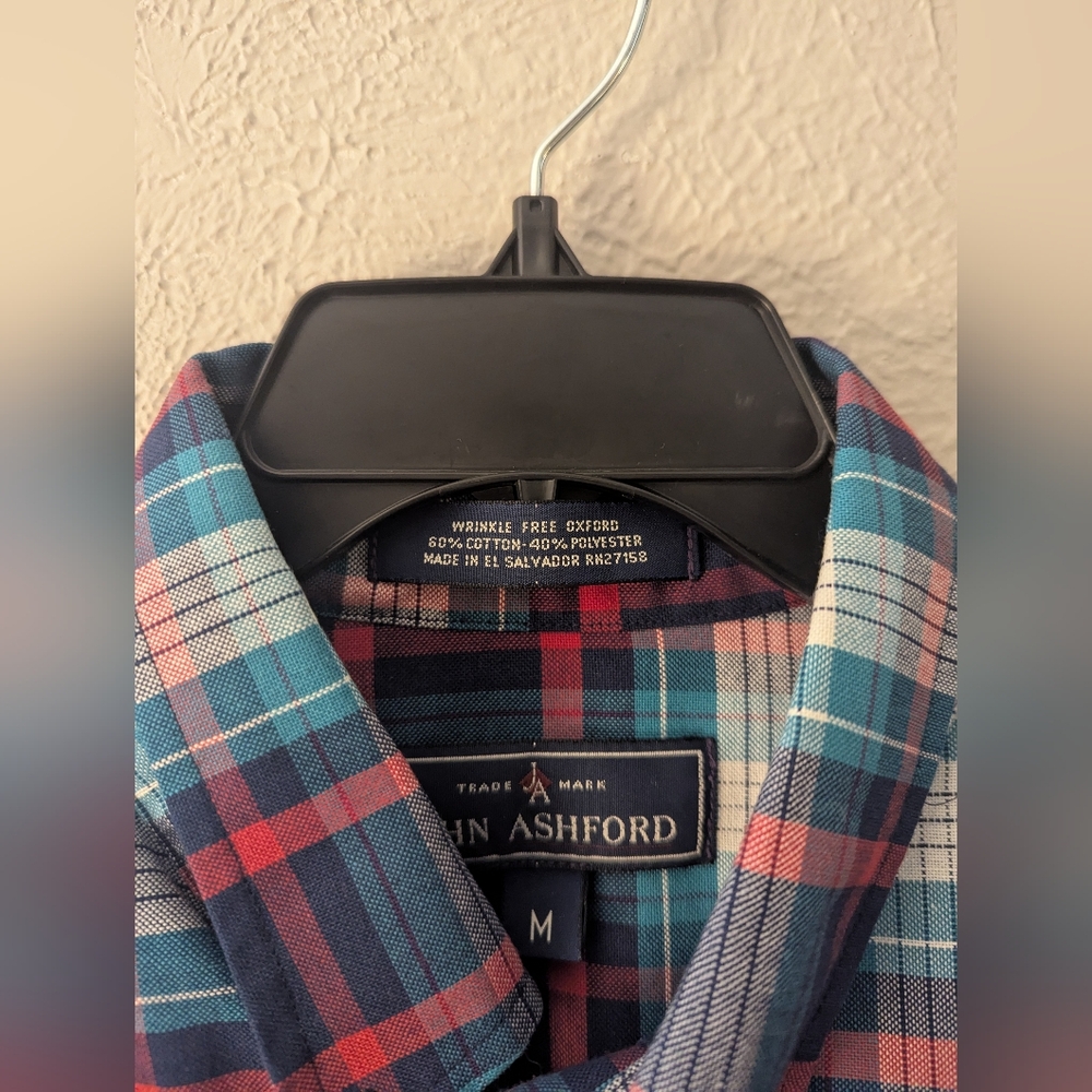 John Ashford Button Up Shirt Men’s Mediun Plaid Short Sleeves Wrinkle Free Work - Picture 4 of 6